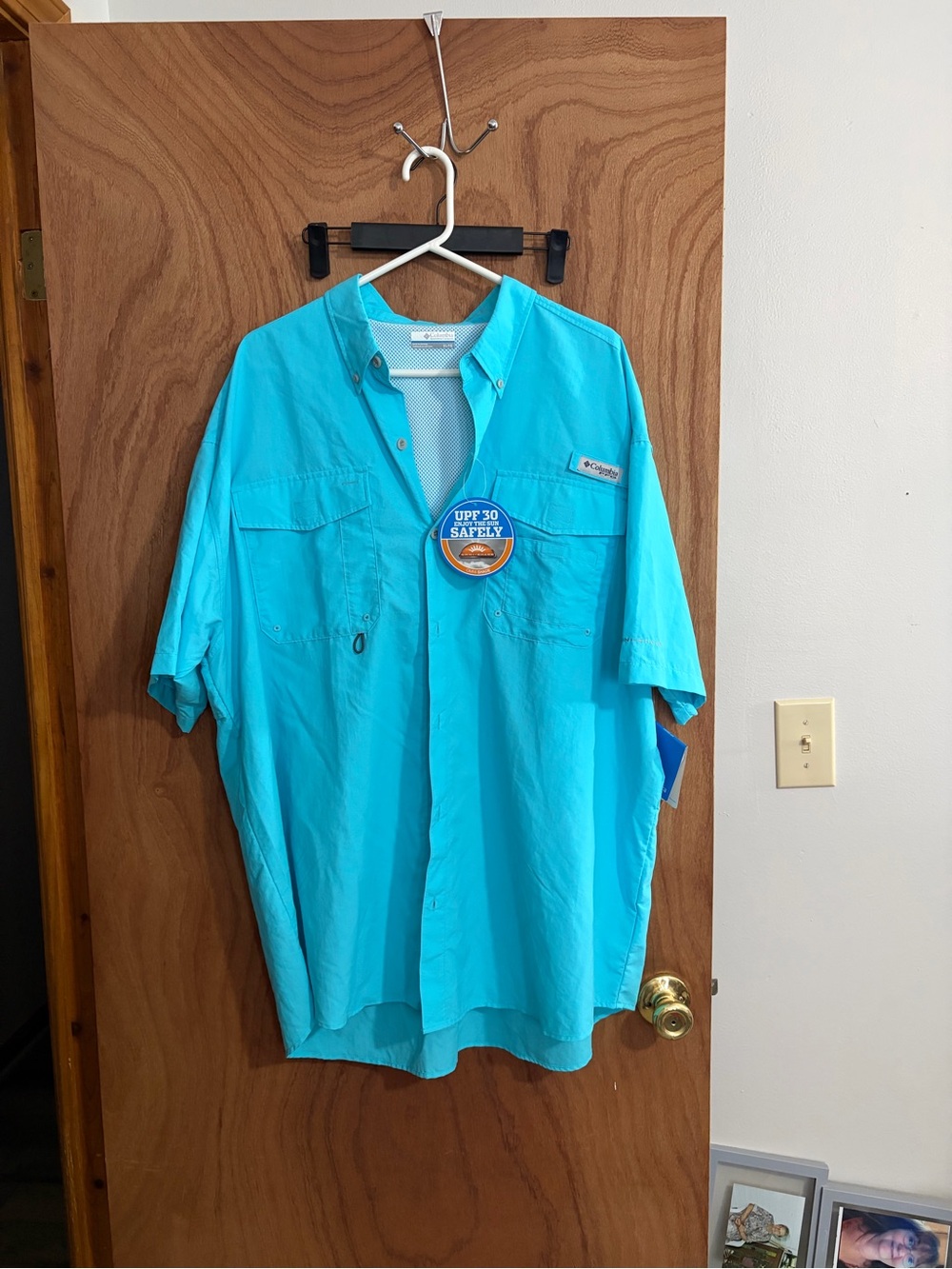 Columbia Men’s Short-Sleeve Button-Down Shirt in Turquoise